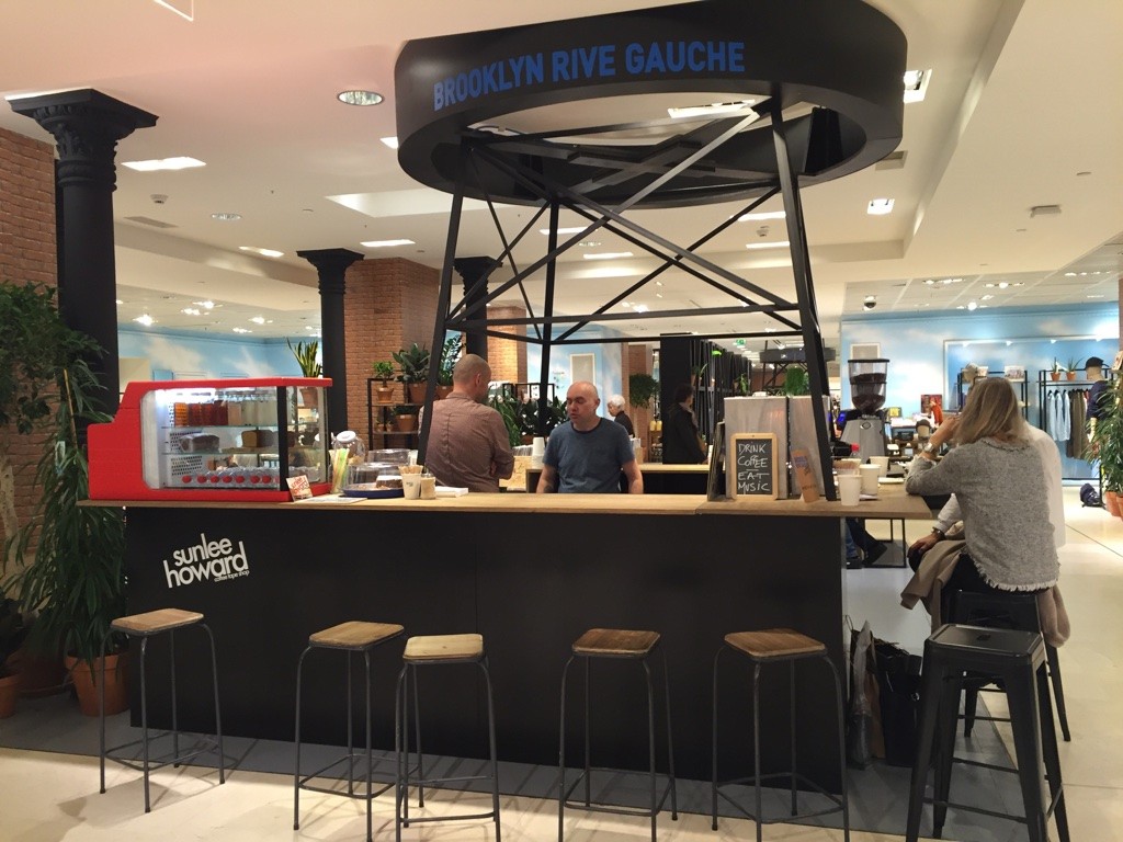 café