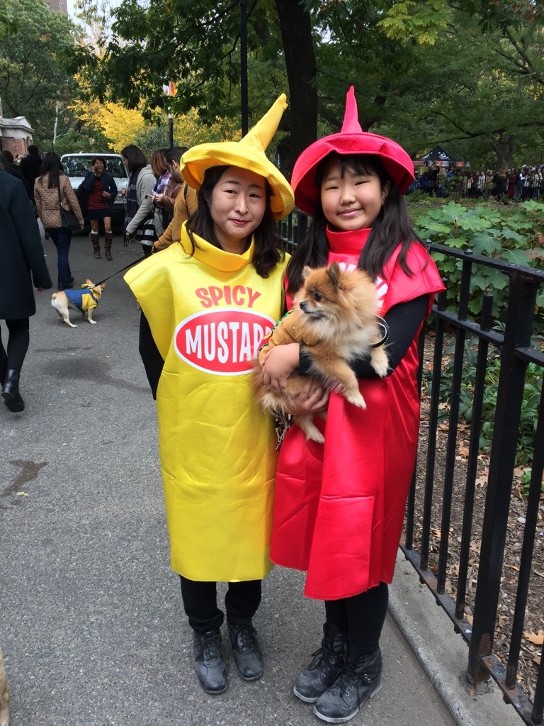Halloween dog parade5
