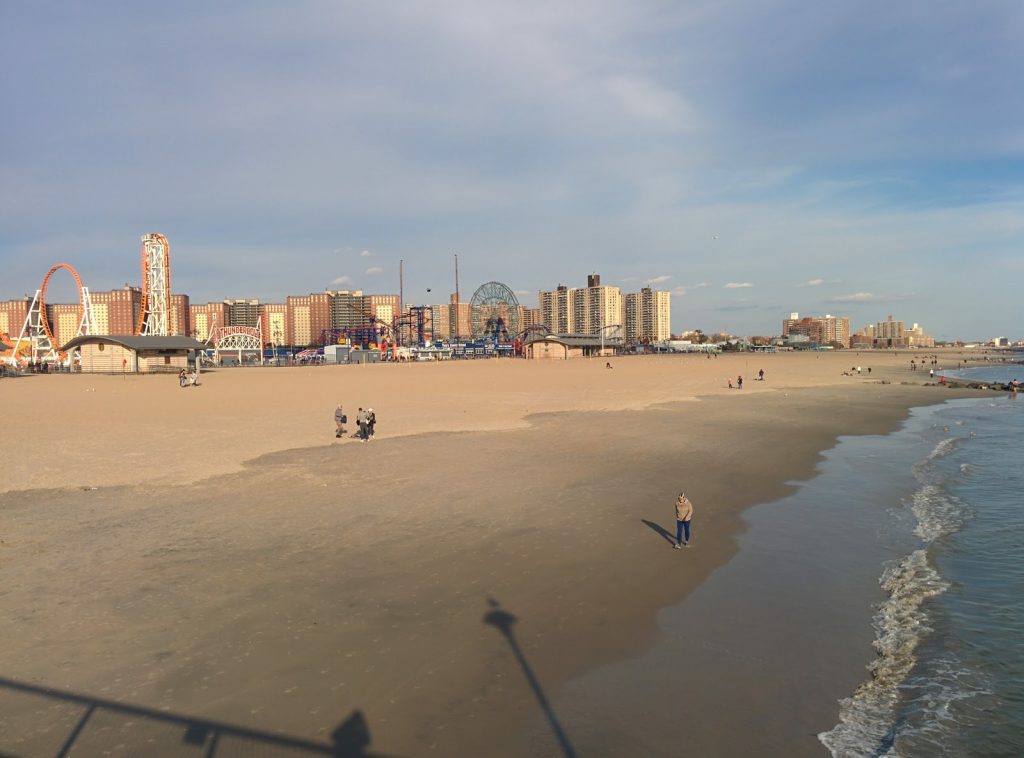 que faire a new york et alentours cet été plages coney island visite guidée en francais guide francais visiter new york que faire a new york pendant le COVID 19 coronavirus que faire à new york pendant le coronavirus COVID 19 activités a new york adresses bons plans blog new york off road