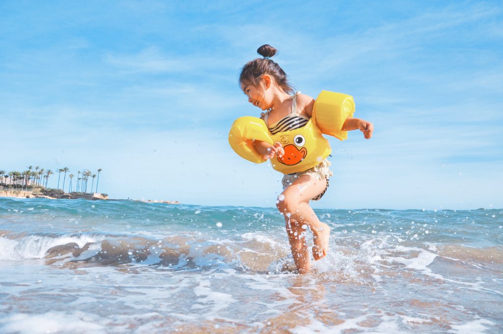 famille visiter miami en famille enfant a la plage miami off road