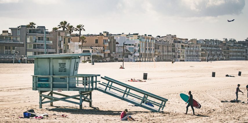 Les vacances d'été en Europe s'éloignent un peu plus jour après jour avec les frontières encore partiellement fermées entre l’Europe et les US. Vous aviez prévu de rentrer en France ou en Europe passer l'été mais la crise sanitaire actuelle a chamboulé tous vos plans ? Pas de panique on vous partage nos meilleures adresses et nos recommandations pour un séjour dans le Sud de la Californie inoubliable ! Los Angeles nous voila !
