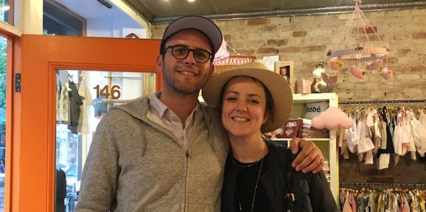 Marine est Assistante-directrice du magasin d'articles pour enfants Les Petits Chapelais à Soho. Arrivée à New York en janvier 2015 avec son mari, elle vit à Crown Heights Brooklyn.
