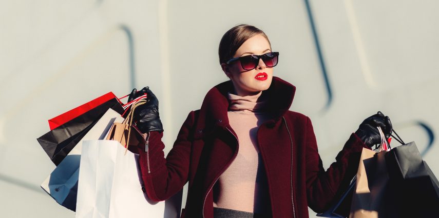 L'équipe donne ses meilleures adresses pour faire du shopping à New York, selon les meilleurs quartiers. Vêtements, chaussures, make up, on vous dit tout (après tout, c’est votre carte bleue) !