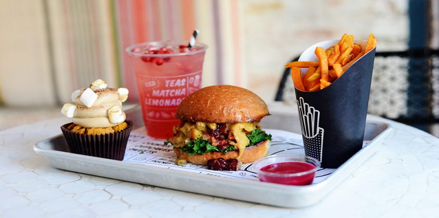 Être vegan est un choix et il est parfois difficile lors d'un voyage de trouver les endroits en adéquation avec son régime alimentaire. Rassurez-vous ce lifestyle a été adopté par de nombreux New-Yorkais depuis plusieurs années, et se reflète aujourd’hui sur les cartes de nombreux restaurants de la Big Apple.